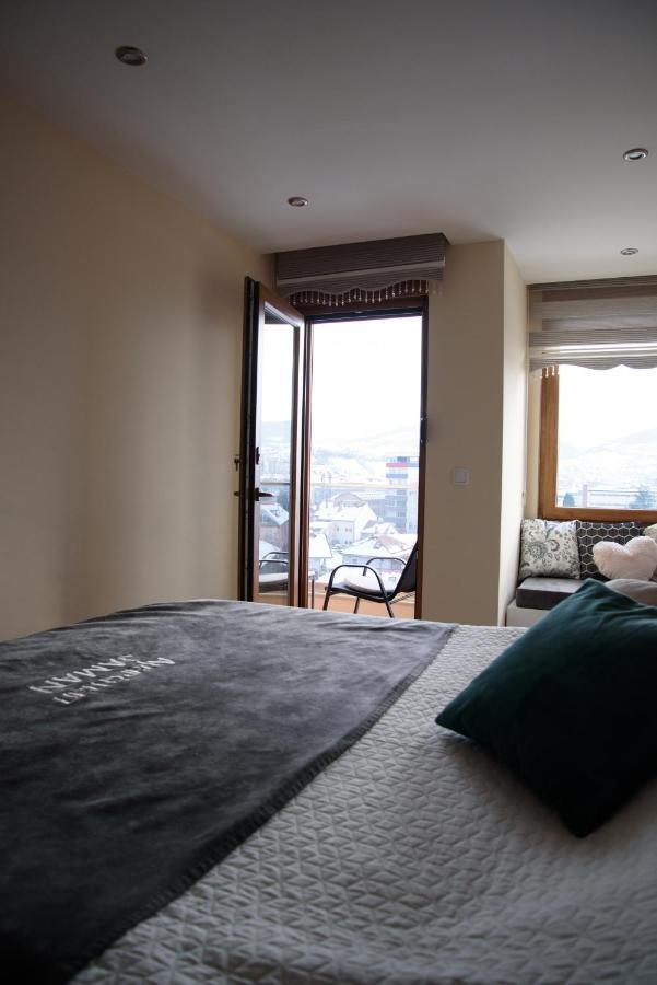 Apartman Jaman - ノヴィ・パザル エクステリア 写真